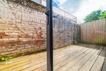 1 bed flat, Cathays, Cardiff, CF103EE - Image 10