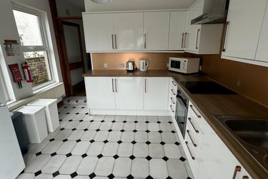 5 bed house, Uplands, Swansea, SA20HY - Image 2