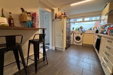 1 bed house, Roath, Plasnewydd, Cardiff, CF243QS - Image 2