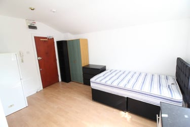 1 bed studio, 3, 95, Cathays, Cardiff, CF244HT - Image 3