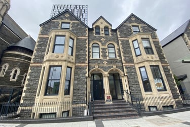 1 bed flat, City Centre, Cardiff, CF102EA - Image 1