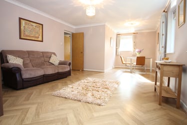 2 bed flat, Llandaff, Cardiff, CF52DL - Image 1