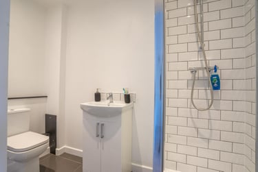 8 bed house, Severn Street, Highfields, Leicester, LE20NN - Image 4