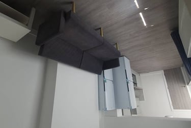 5 bed house, N/A, Adamstown, Cardiff, CF241NX - Image 2