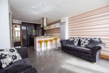 6 bed house, Teignmouth Road, Selly Park, Birmingham, B297AY - Image 1