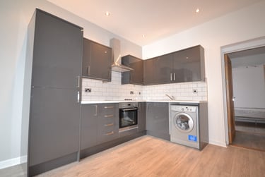 2 bed flat, City Centre, Mount Pleasant, Swansea, SA15TY - Image 2