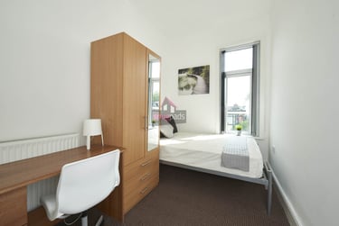 5 bed house, Salford, Pendleton, M67DU - Image 6