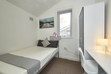 5 bed house, Salford, Pendleton, M67DU - Image 7