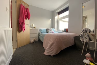 2 bed flat, Cathays, Cardiff, CF244JA - Image 4