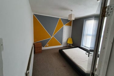 1 bed house, Mount Pleasant, Swansea, SA16BP - Image 3