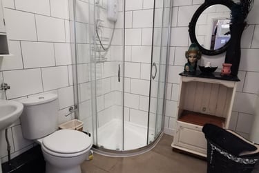 2 bed flat, Heathfield, Mount Pleasant, Swansea, SA16EJ - Image 7