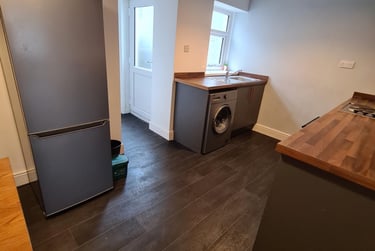 2 bed house, Waun Wen, Mount Pleasant, Swansea, SA16FH - Image 6