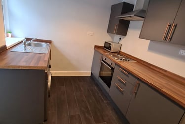 2 bed house, Waun Wen, Mount Pleasant, Swansea, SA16FH - Image 7