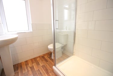 1 bed flat, Roath, Adamstown, Cardiff, CF241AJ - Image 5