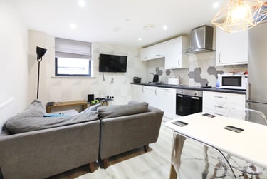 2 bed flat, Cathays, Cardiff, CF244NB - Image 2