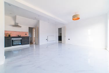 3 bed house, Canton, Cardiff, CF118BZ - Image 2