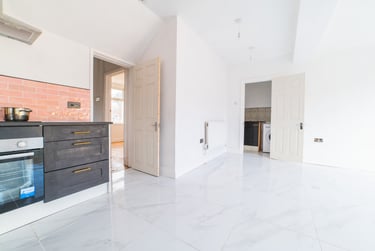 3 bed house, Canton, Cardiff, CF118BZ - Image 5