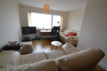 1 bed flat, Cardiff Bay, Cardiff, CF104RG - Image 3