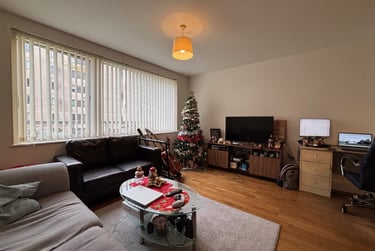 1 bed flat, Cardiff Bay, Cardiff, CF104RH - Image 2