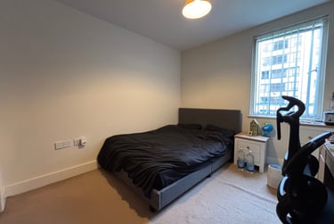 1 bed flat, Cardiff Bay, Cardiff, CF104RH - Image 3