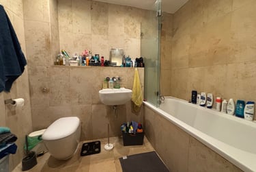 1 bed flat, Cardiff Bay, Cardiff, CF104RH - Image 4