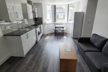 2 bed flat, 5, 3, Cathays, Cardiff, CF244DA - Image 7