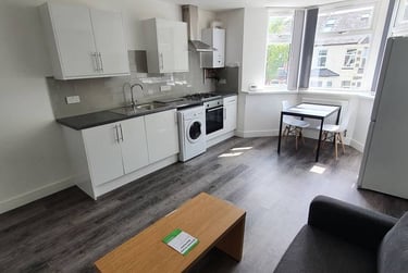 2 bed flat, 5, 3, Cathays, Cardiff, CF244DA - Image 8