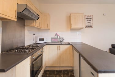 3 bed flat, Salford, Seedley, M67EW - Image 5