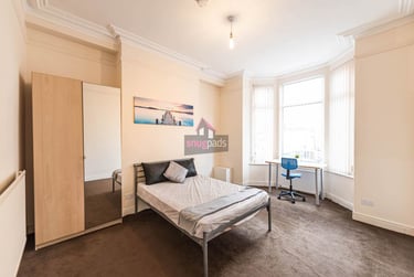 3 bed flat, Salford, Seedley, M67EW - Image 6