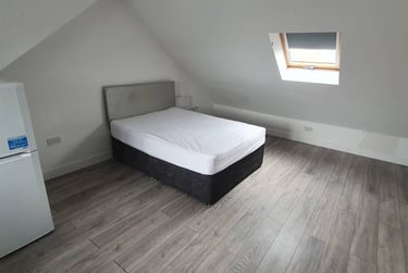 1 bed studio, 5, 95, Cathays, Cardiff, CF244HT - Image 2