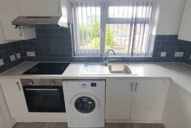 1 bed studio, 5, 95, Cathays, Cardiff, CF244HT - Image 4