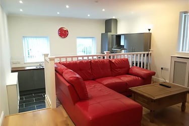 2 bed flat, Sketty Road, Uplands, Swansea, SA20EU - Image 2