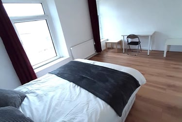 5 bed house, Brynmill, Swansea, SA20AF - Image 5