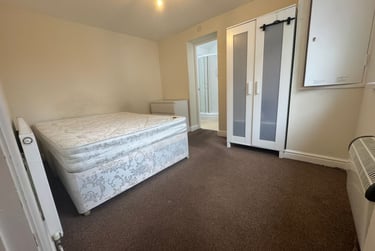 1 bed flat, Roath, Plasnewydd, Cardiff, CF235BX - Image 6