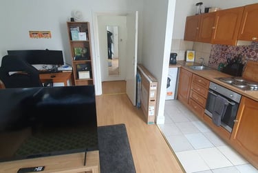 1 bed flat, 4, 35, Pontcanna, Cardiff, CF119NU - Image 3