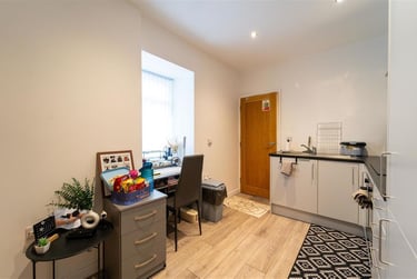 1 bed house, Oak Tree Lane, Selly Oak, Birmingham, B296JE - Image 3