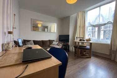 1 bed flat, Adamsdown, Adamstown, Cardiff, CF240LF - Image 2