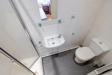 3 bed flat, Bristol Road, Selly Park, Birmingham, B296BE - Image 12