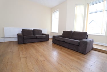 4 bed flat, Roath, Plasnewydd, Cardiff, CF243RP - Image 2
