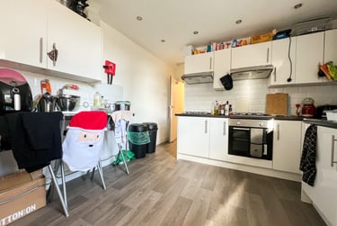 8 bed house, Roath, Cathays, Cardiff, CF244GG - Image 2