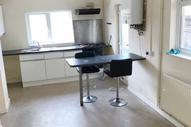 3 bed house, Danygraig Road, Swansea, SA18NB - Image 1