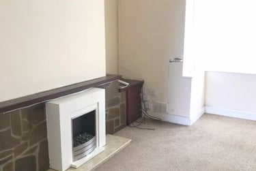 3 bed house, Danygraig Road, Swansea, SA18NB - Image 3