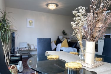 2 bed flat, Cardiff Bay, Cardiff, CF104RF - Image 1