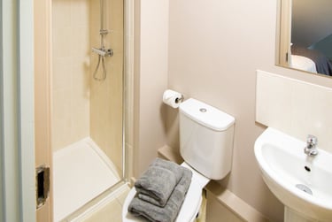 4 bed flat, York Road, Highfields, Leicester, LE15TS - Image 10