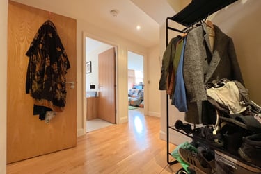 1 bed flat, Cardiff Bay, Cardiff, CF105LL - Image 5