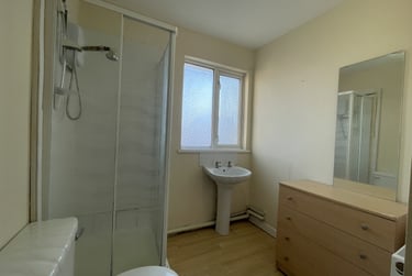 2 bed flat, Cathays, Cardiff, CF244DE - Image 5