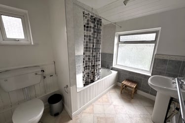 4 bed house, Victoria Park Road, Clarendon Park, Leicester, LE21XF - Image 3