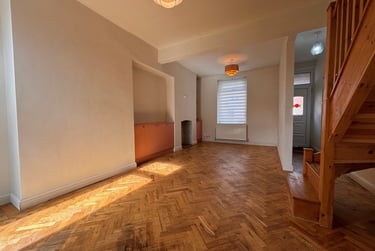 2 bed house, Cathays, Cardiff, CF244PE - Image 3