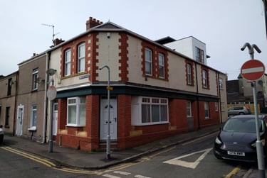 6 bed house, Sandfields, Neath, Swansea, SA13JZ - Image 1