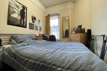 3 bed flat, Cathays, Cardiff, CF103EE - Image 2